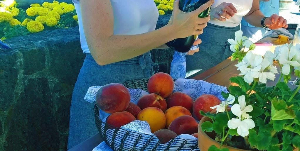 Peaches-and-Iron-Horse Peaches-and-Iron-Horse